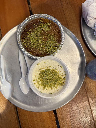 Photo of Manoush'eh - 620 Davie St, Vancouver, BC V6B 2G5