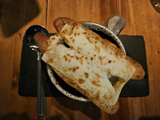 Photo of L'Estaminet - 299 Rue Lafontaine, Rivière-du-Loup, QC G5R 3B1