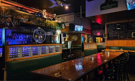 Photo of Le St-Alfonse Resto-Pub - 869 Bd Saint-Joseph, Roberval, QC G8H 2L8