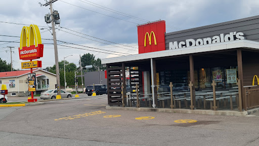 Photo of McDonald's - 420 Bd Marcotte, Roberval, QC G8H 1Z6