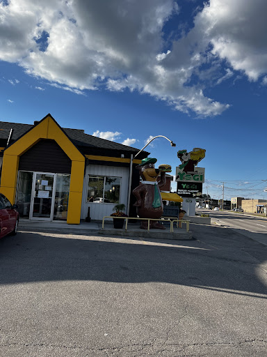 Photo of Restaurant Yogi - 675 Bd Marcotte, Roberval, QC G8H 2A1
