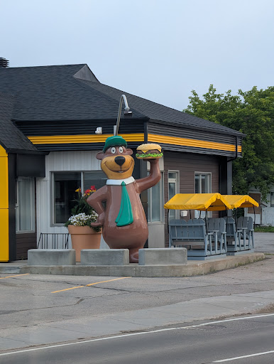 Photo of Restaurant Yogi - 675 Bd Marcotte, Roberval, QC G8H 2A1