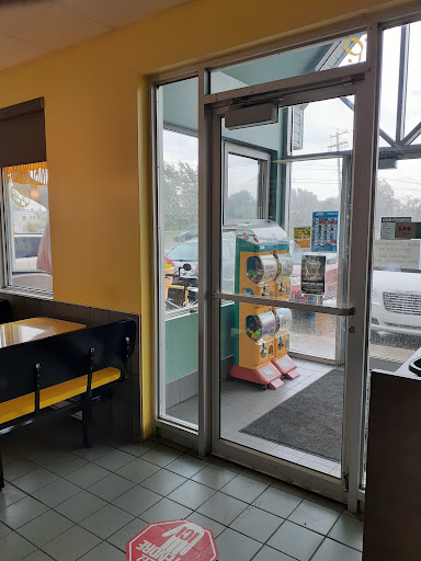 Photo of Restaurant Yogi - 675 Bd Marcotte, Roberval, QC G8H 2A1