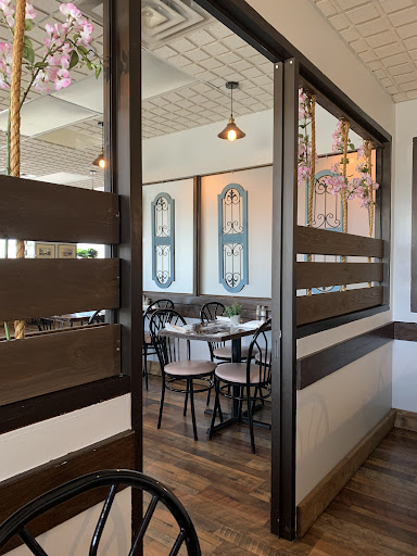 Photo of Herc's Greek Eatery - 875 Notre Dame Ave, Sudbury, ON P3A 2T2