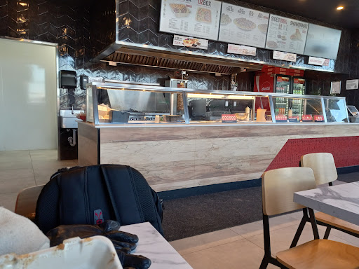 Photo of Osmow's Shawarma - 965 Cambrian Heights Dr unit 105, Greater Sudbury, ON P3C 5M6
