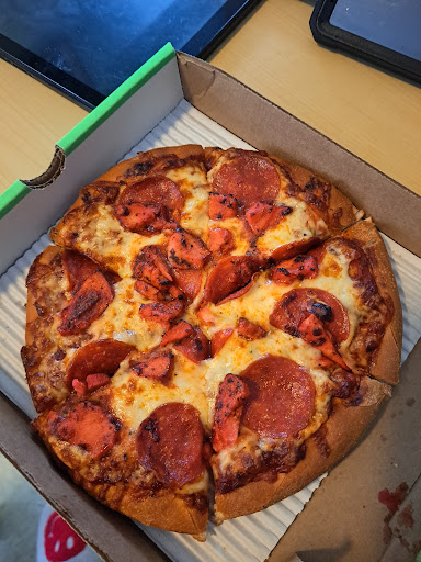 Photo of Red Swan Pizza - North Bay - Inside Lakeshore Mall, 41 Lakeshore Dr Unit 102, North Bay, ON P1A 2A1