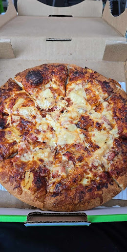 Photo of Red Swan Pizza - North Bay - Inside Lakeshore Mall, 41 Lakeshore Dr Unit 102, North Bay, ON P1A 2A1