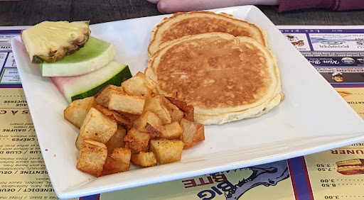 Photo of Big Bite Bistro - 1128 Concession St, Russell, ON K4R 1C8