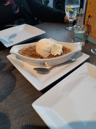 Photo of Big Bite Bistro - 1128 Concession St, Russell, ON K4R 1C8