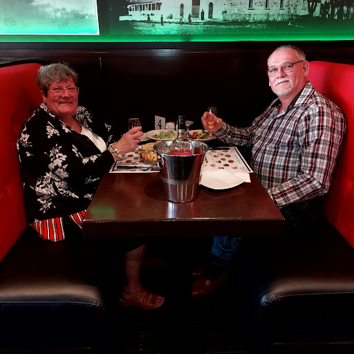 Photo of Restaurant Qaisar's St-jean - 665 1re Rue, Saint-Jean-sur-Richelieu, QC J2X 3B9