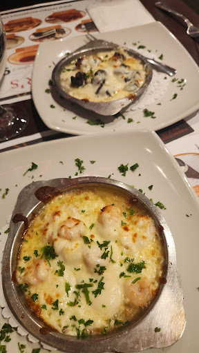 Photo of Restaurant Qaisar's St-jean - 665 1re Rue, Saint-Jean-sur-Richelieu, QC J2X 3B9