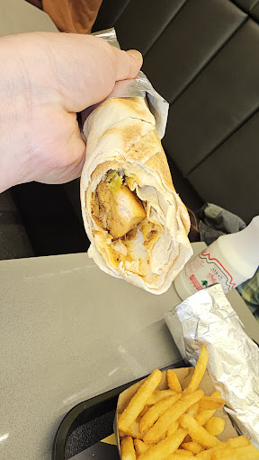 Photo of Malak Al Tawouk - 3454 Av. du Parc, Montréal, QC H2X 2H5