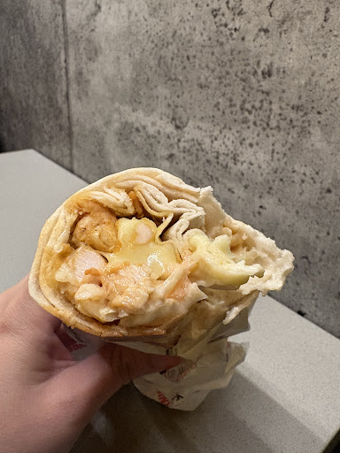 Photo of Malak Al Tawouk - 3454 Av. du Parc, Montréal, QC H2X 2H5
