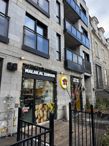 Photo of Malak Al Tawouk - 3454 Av. du Parc, Montréal, QC H2X 2H5