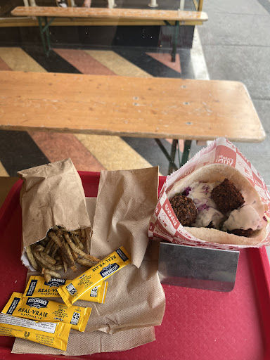 Photo of Falafel Yoni - 4549 Rue Wellington, Verdun, QC H4G 1W8