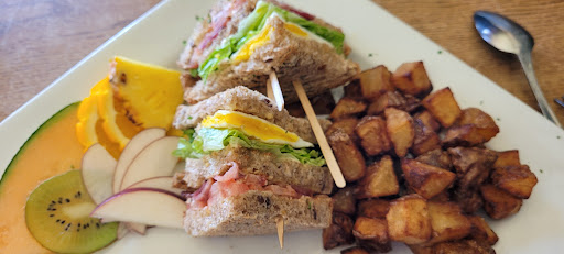 Photo of Starca - Café & Bistro - 1395 Rue St Joseph, Sainte-Adèle, QC J8B 1G5