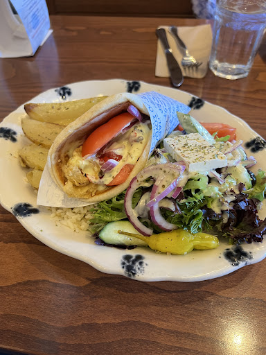 Photo of Souvlaki Bar - Saint-Sauveur - 105 Ave Guindon, Saint-Sauveur, QC J0R 1R6