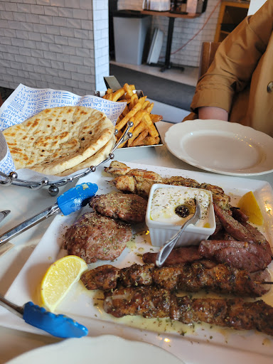 Photo of Souvlaki Bar - Saint-Sauveur - 105 Ave Guindon, Saint-Sauveur, QC J0R 1R6