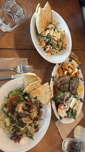 Photo of Souvlaki Bar - Saint-Sauveur - 105 Ave Guindon, Saint-Sauveur, QC J0R 1R6