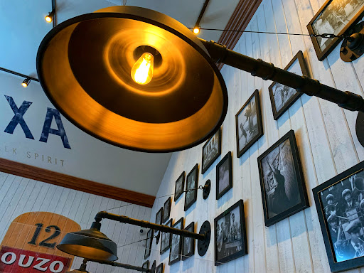 Photo of Souvlaki Bar - Saint-Sauveur - 105 Ave Guindon, Saint-Sauveur, QC J0R 1R6