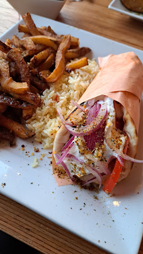 Photo of Restaurant Souvlaki 7 St-Sauveur - 239 Rue Principale, Saint-Sauveur, QC J0R 1R0