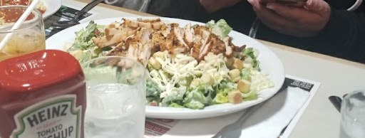 Photo of Restaurant Le Fumet - 550 Rue Principale E, Sainte-Agathe-des-Monts, QC J8C 1K9