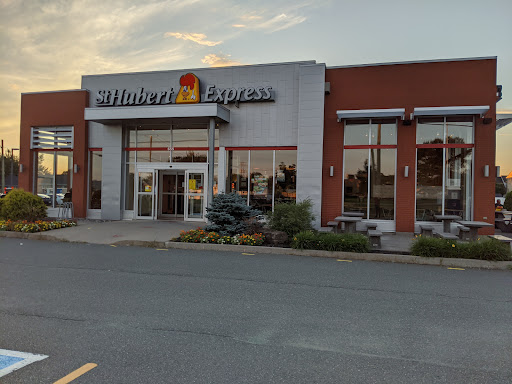 Photo of St-Hubert Express - 655 Rte Cameron, Sainte-Marie, QC G6E 3V7