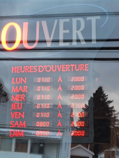 Photo of Resto Le Dixie - 5577 Bd Frontenac E, Thetford Mines, QC G6H 4H4