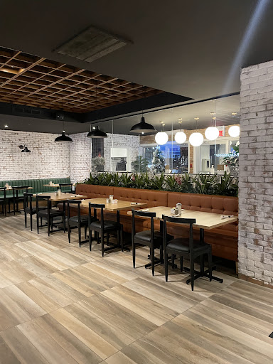 Photo of Rotisserie Salaberry Pizzeria - 295 Rue Salaberry O, Salaberry-de-Valleyfield, QC J6T 2J7