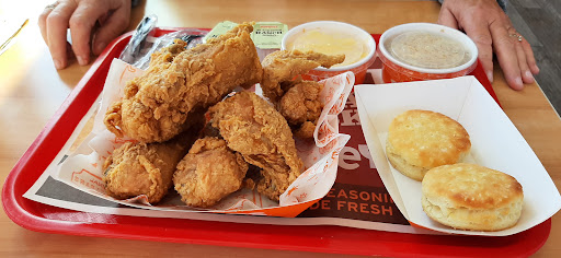 Photo of Popeyes Louisiana Kitchen - 1337 London Rd, Sarnia, ON N7S 1P6