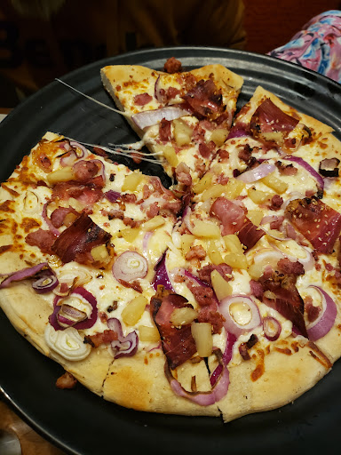 Photo of Boston Pizza - 1400 Exmouth St, Sarnia, ON N7S 3X9