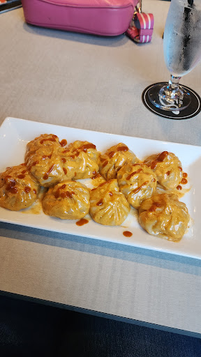 Photo of Hungry Head Bar & Grill - 1107 Lambton Mall Rd, Sarnia, ON N7S 0E5