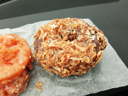 Photo of Global Donuts & Deli - 1603 London Line, Sarnia, ON N7W 1A8