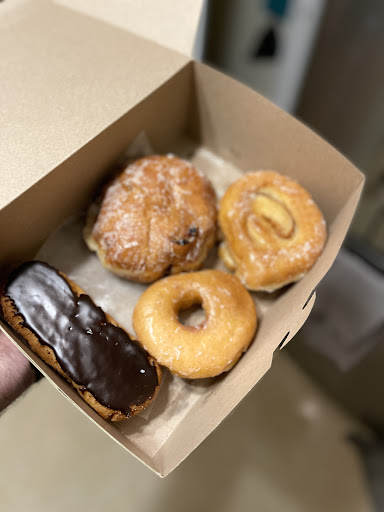 Photo of Global Donuts & Deli - 1603 London Line, Sarnia, ON N7W 1A8