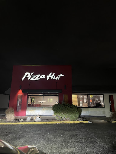 Photo of Pizza Hut - 1252 London Rd, Sarnia, ON N7S 1P5
