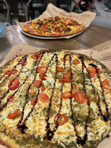 Photo of Oven 360 Sarnia - 505 Christina St N, Sarnia, ON N7T 5W3