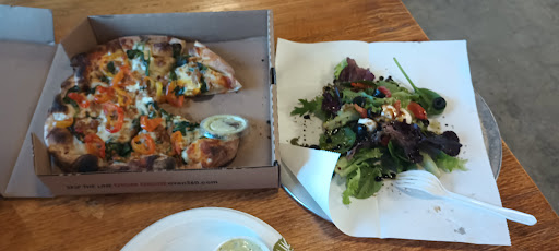 Photo of Oven 360 Sarnia - 505 Christina St N, Sarnia, ON N7T 5W3