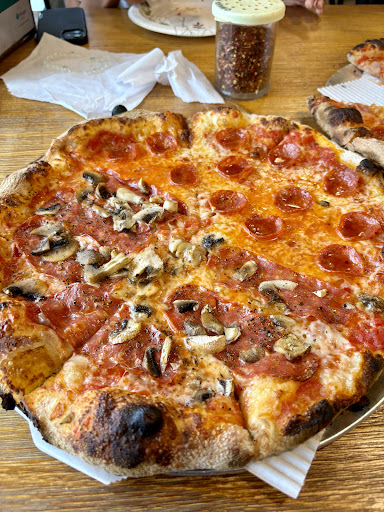 Photo of Oven 360 Sarnia - 505 Christina St N, Sarnia, ON N7T 5W3