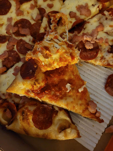 Photo of Pizza Pizza - 49 Finch Dr, Sarnia, ON N7S 5C6