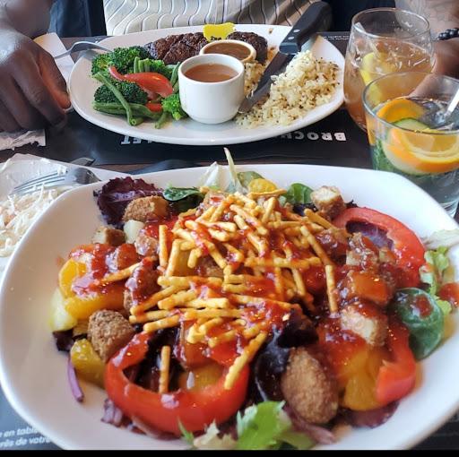 Photo of St-Hubert Restaurant - 1005 Bd Laure, Sept-Îles, QC G4R 4S6