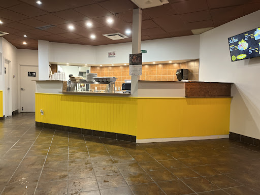 Photo of ShishTaouk St Élie - 6025 Chem. de Saint-Élie, Sherbrooke, QC J1R 0L1