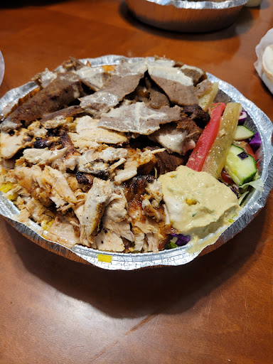 Photo of ShishTaouk St Élie - 6025 Chem. de Saint-Élie, Sherbrooke, QC J1R 0L1