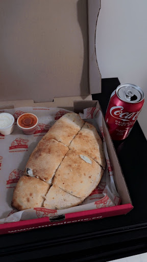 Photo of Mr. Calzone Corydon - 653 Corydon Ave, Winnipeg, MB R3M 0W3
