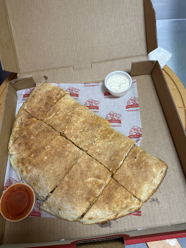 Photo of Mr. Calzone McPhillips - 1399 McPhillips St Unit 16B, Winnipeg, MB R2V 3V1