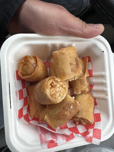 Photo of Dawat Restaurant St. Anne’s - 680 St Anne's Rd, Winnipeg, MB R2N 3M6