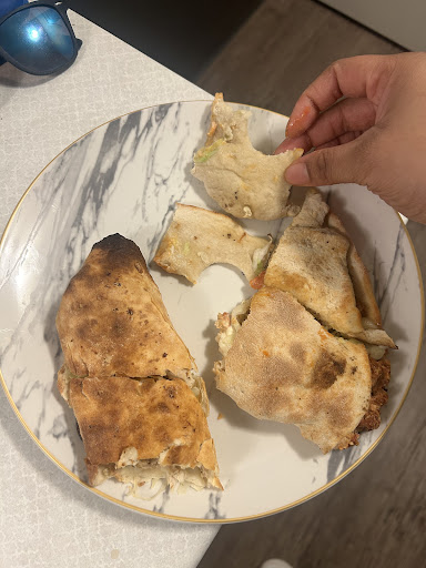 Photo of Mr. Calzone - 749 Ellice Ave, Winnipeg, MB R3G 0B5
