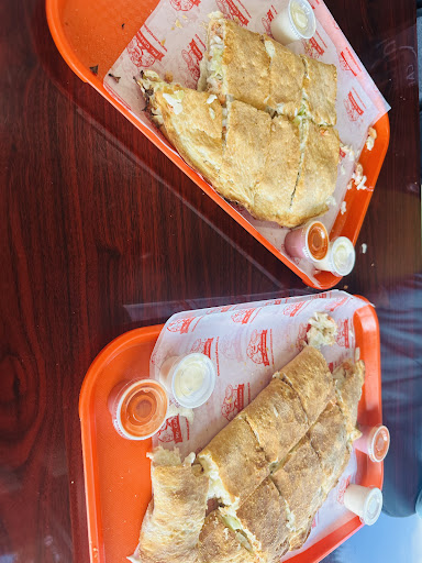 Photo of Mr. Calzone - 749 Ellice Ave, Winnipeg, MB R3G 0B5