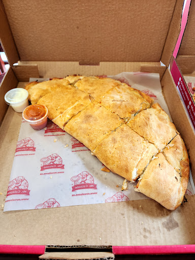 Photo of Mr. Calzone - 749 Ellice Ave, Winnipeg, MB R3G 0B5