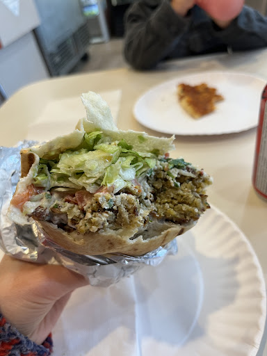 Photo of Pizzalicious Donair shop - 38163 Cleveland Ave, Squamish, BC V8B 0A1