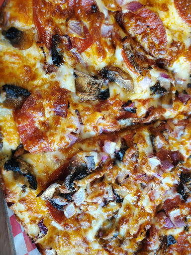 Photo of Pizzalicious Donair shop - 38163 Cleveland Ave, Squamish, BC V8B 0A1